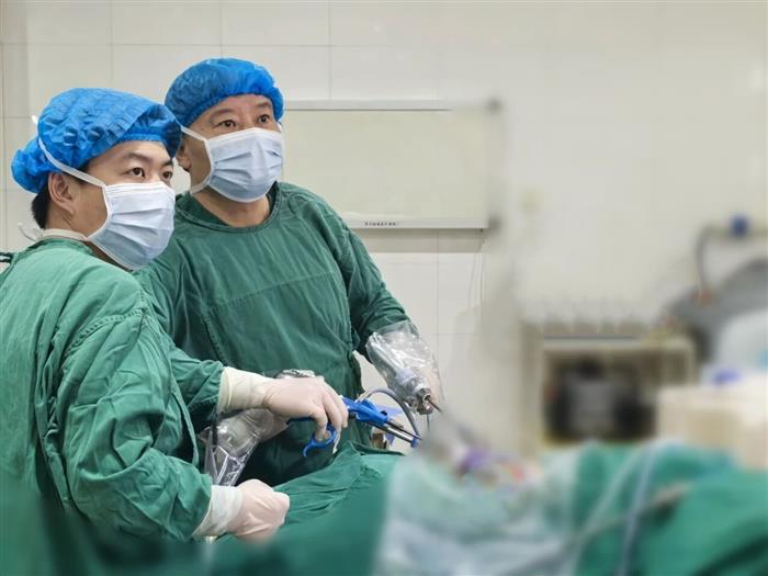 这项手术是在中国工程院院士
